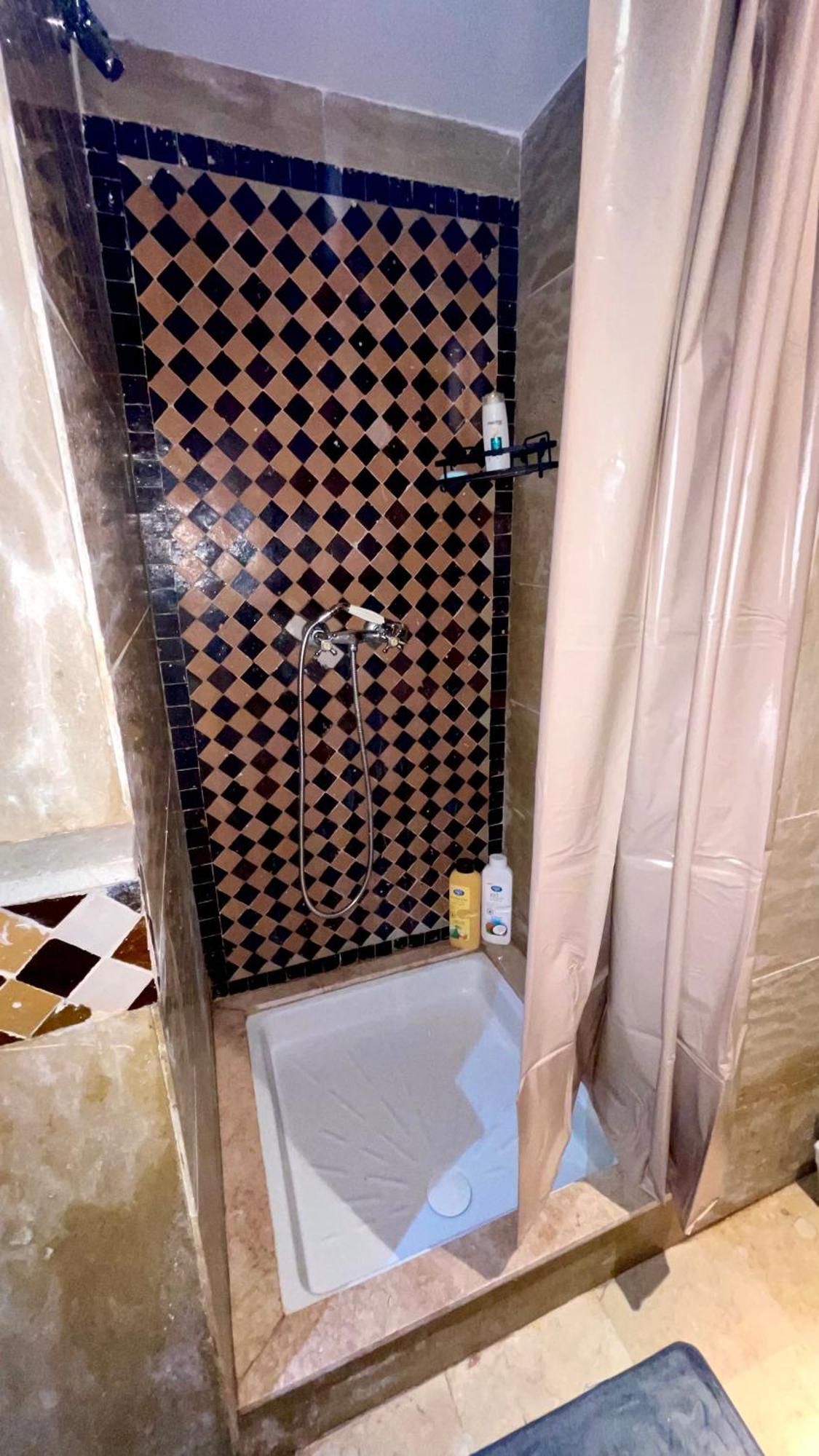 Perle En Plein Gueliz Apartment Marrakesh Bagian luar foto